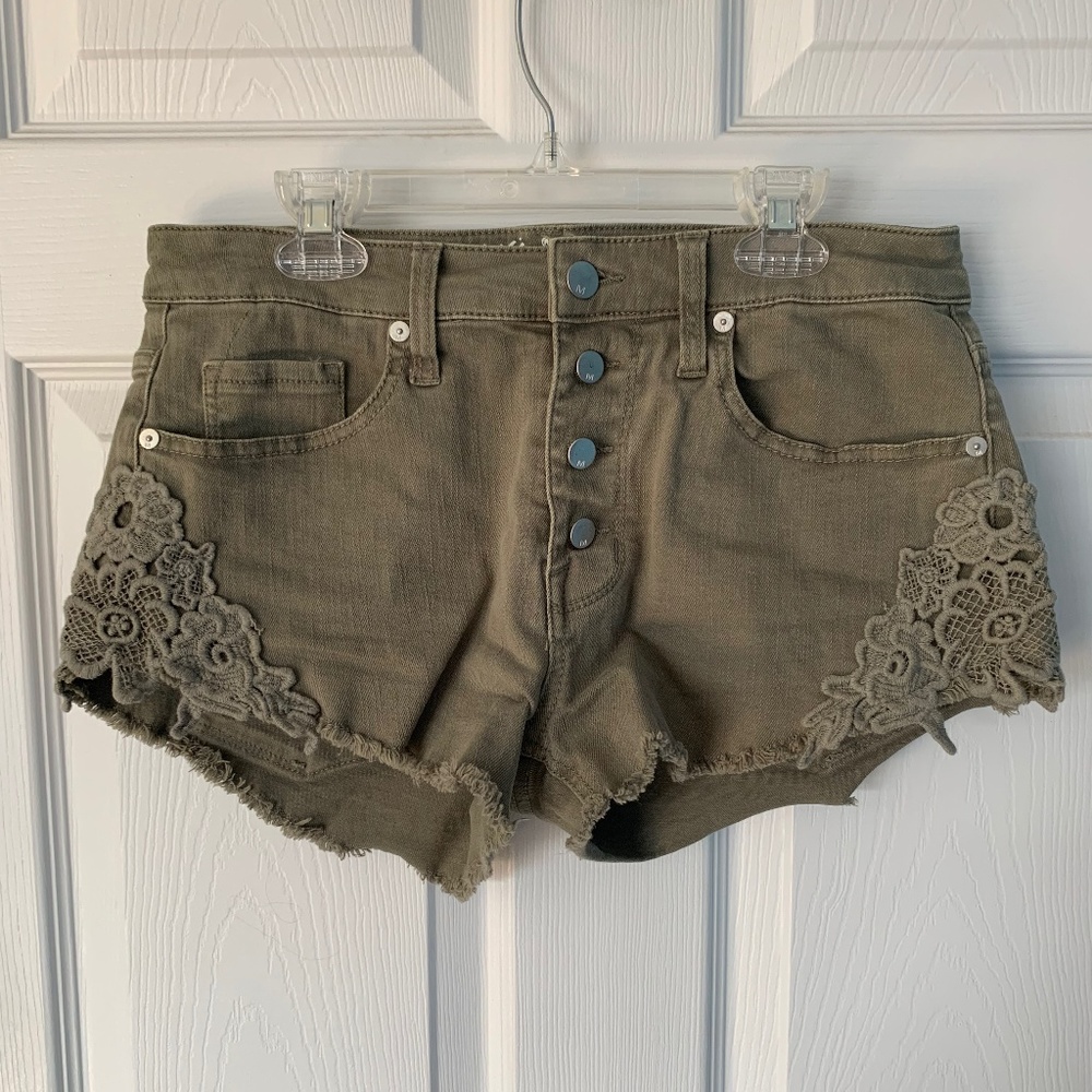 Army Green Shorts with Lace Pattern